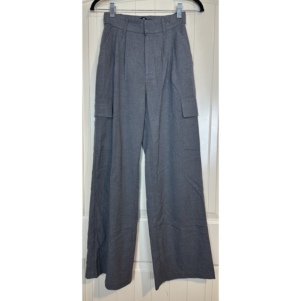 Hollister Womens Ultra High Rise Wide Leg Gray Pleated Cargo Trouser Pants sz XS